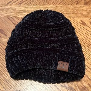 Cc Accessories Black Classic CC Beanie Hat, Womens